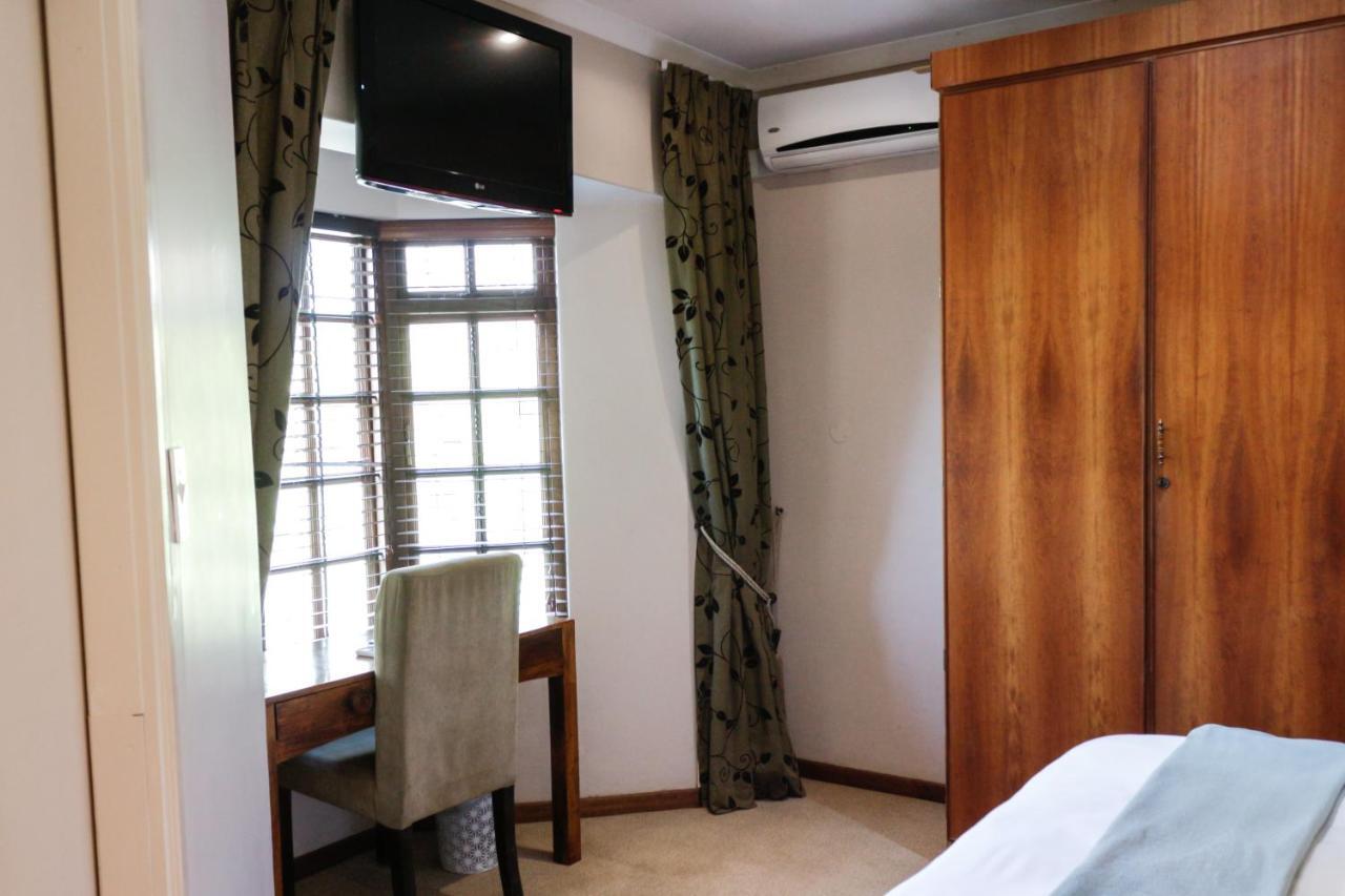 25 On Catherine Pretoria-Noord Dış mekan fotoğraf